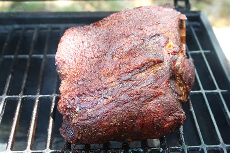 how long to smoke an 8lb pork shoulder